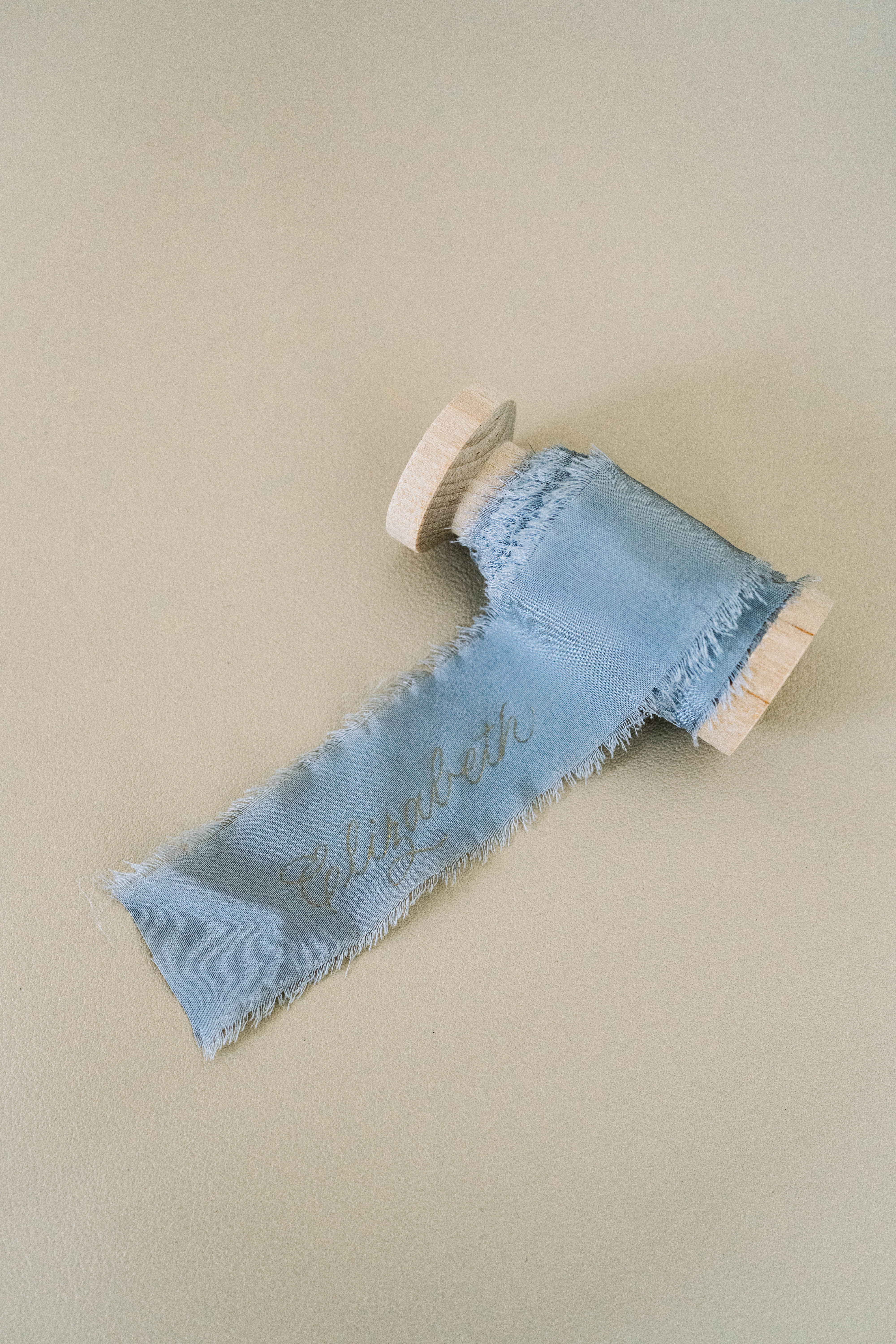 Hot foil ribbon